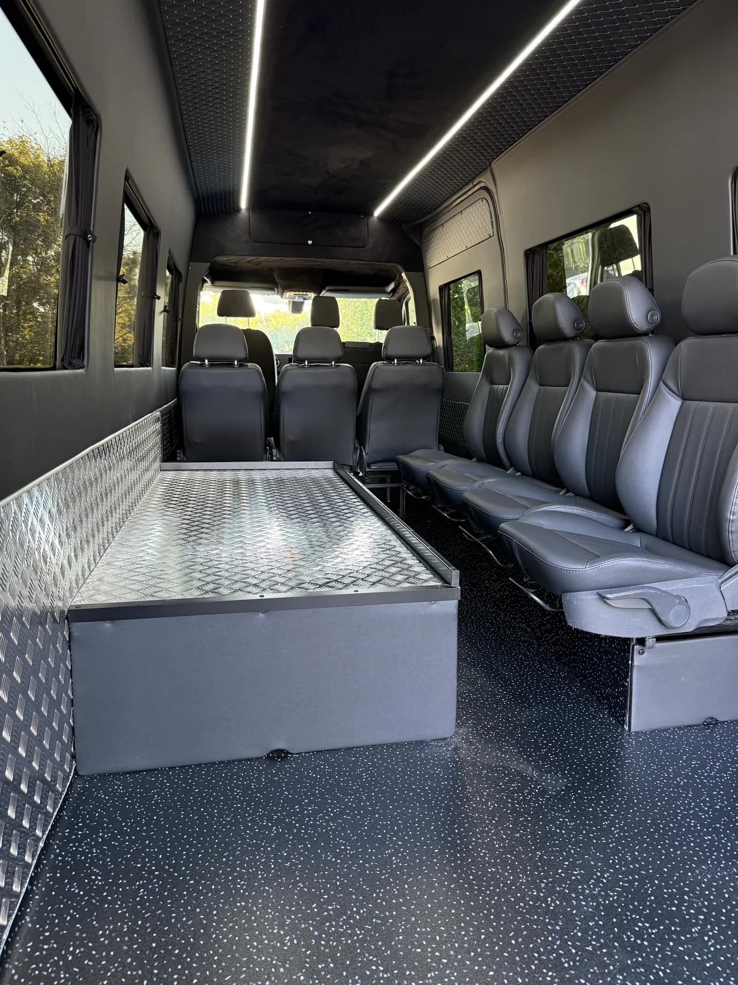 Переобладнання Sprinter 906 для ритуальних послуг