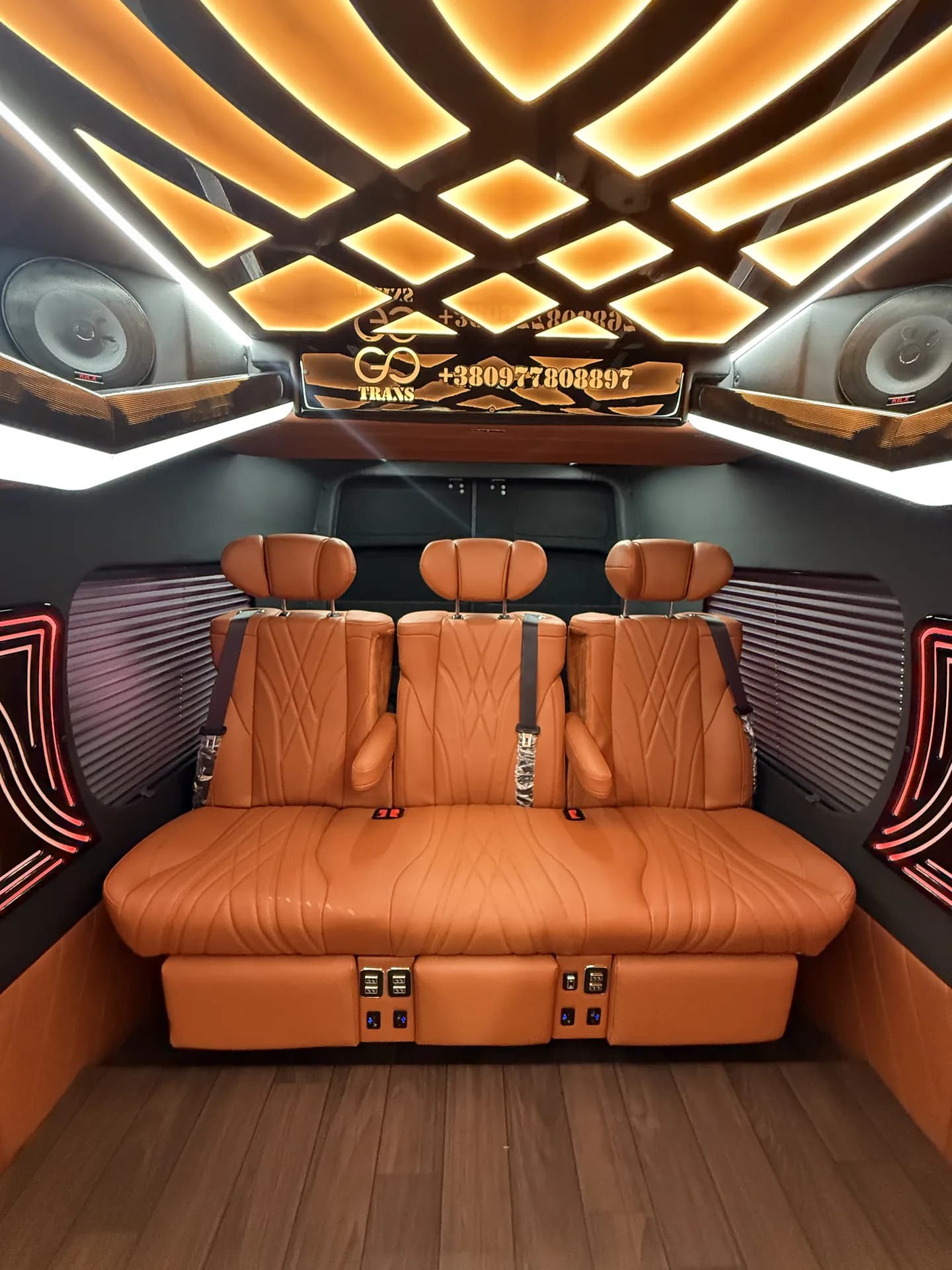 VIP-переобладнання Mercedes-Benz Sprinter preview 5