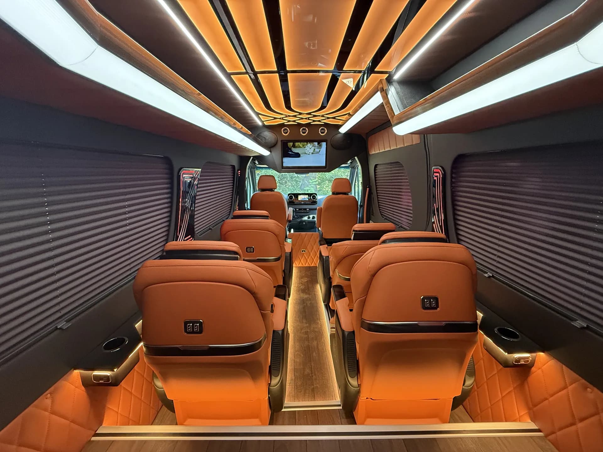 VIP-переобладнання Mercedes-Benz Sprinter preview 10
