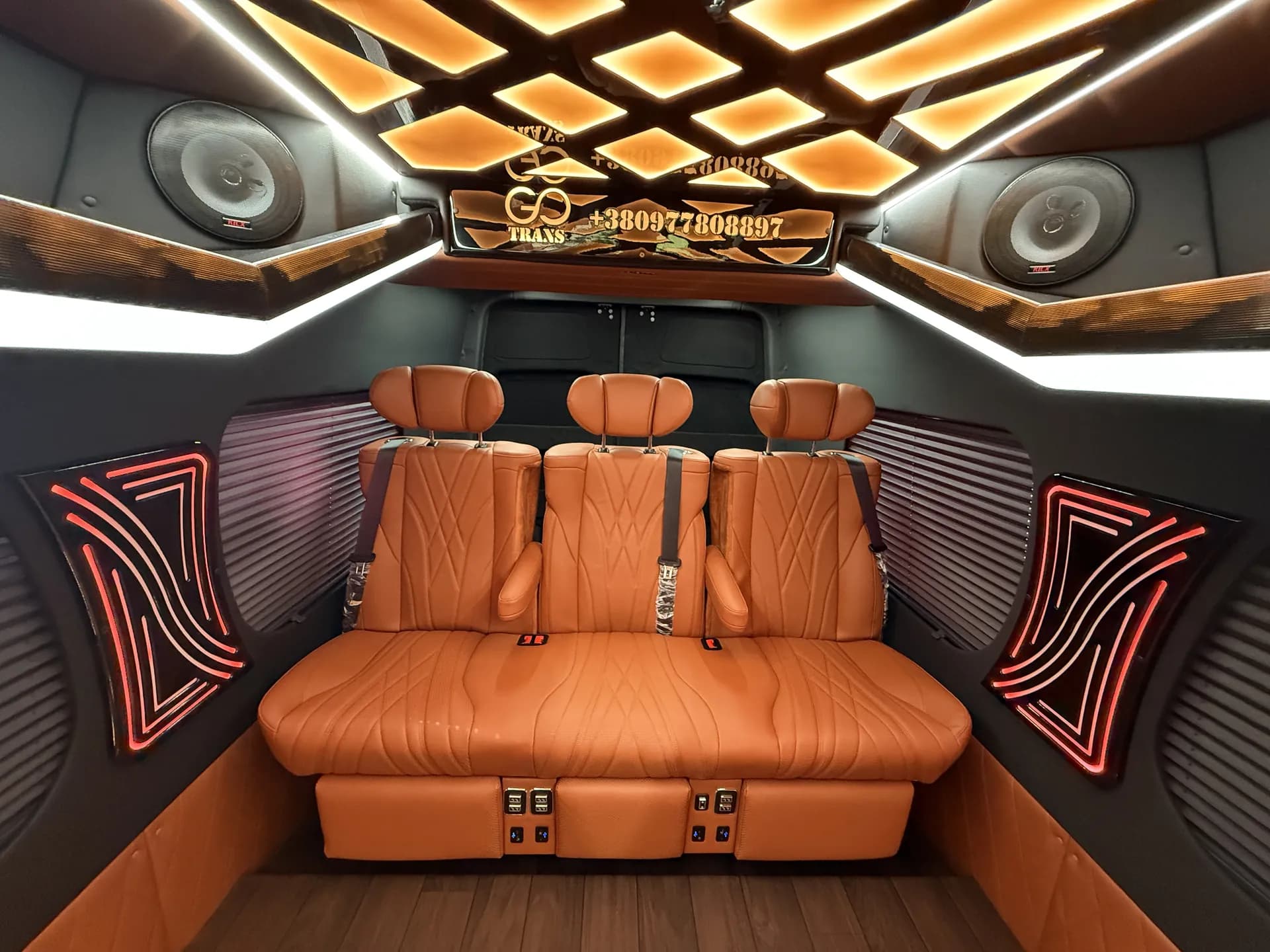 VIP-переобладнання Mercedes-Benz Sprinter preview 11