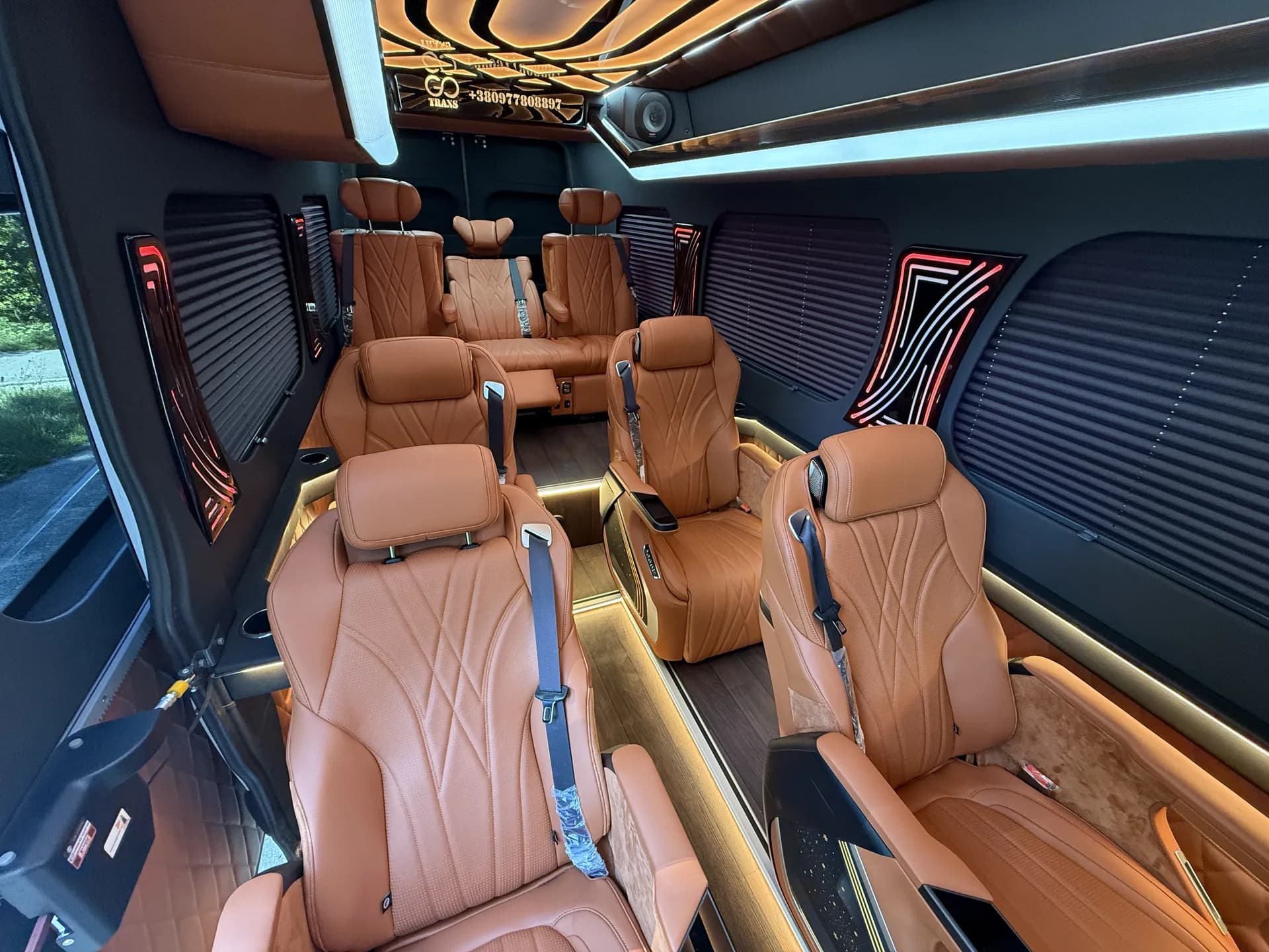 VIP-переобладнання Mercedes-Benz Sprinter preview 13