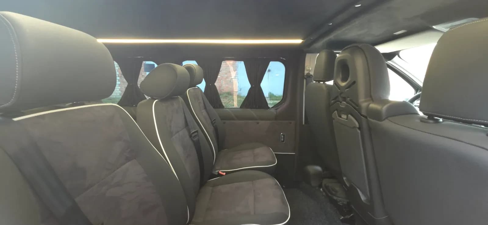 Renault Trafic: темний салон із LED-освітленням preview 5
