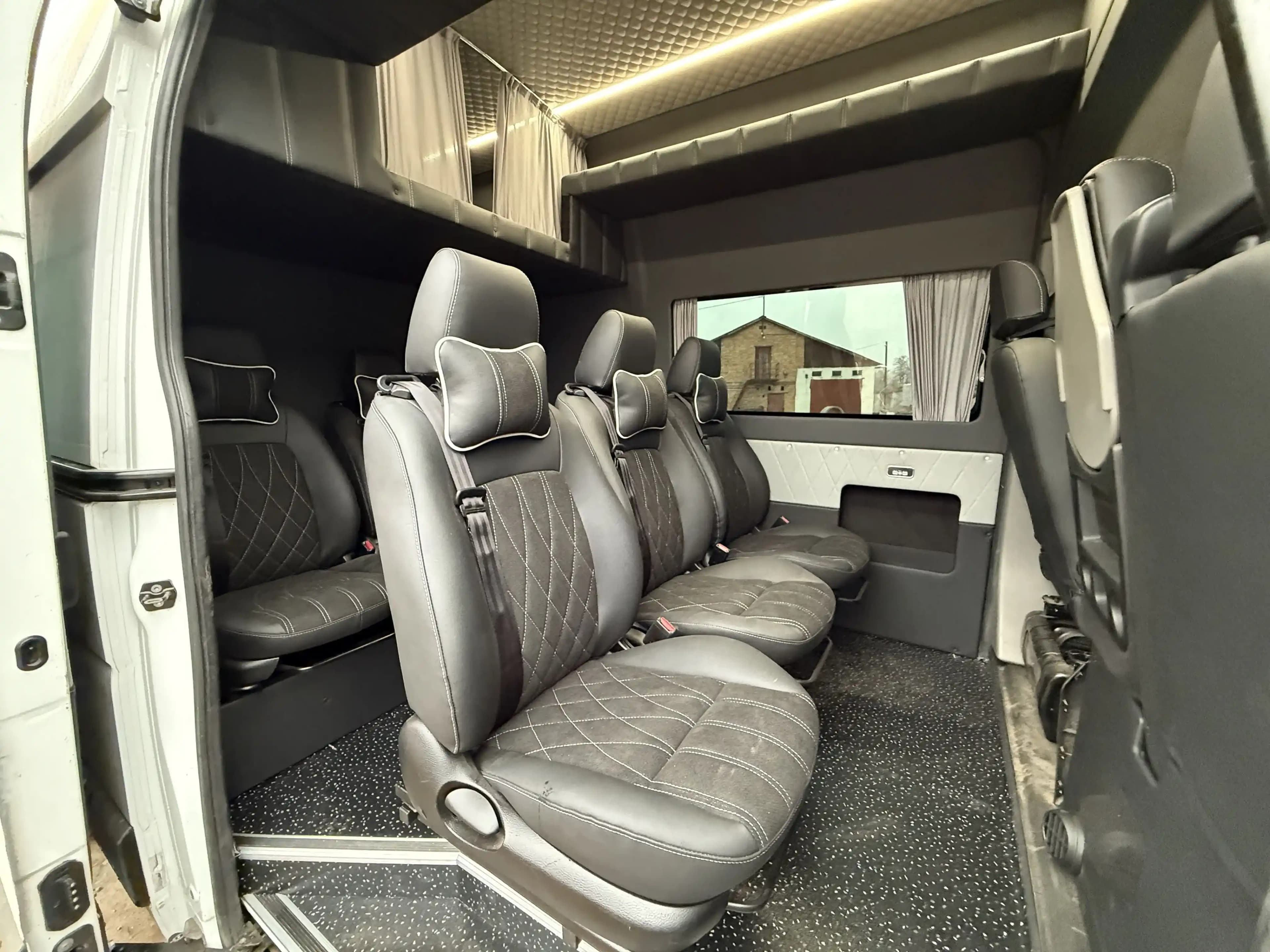 Готовий переобладнаний Renault Master 