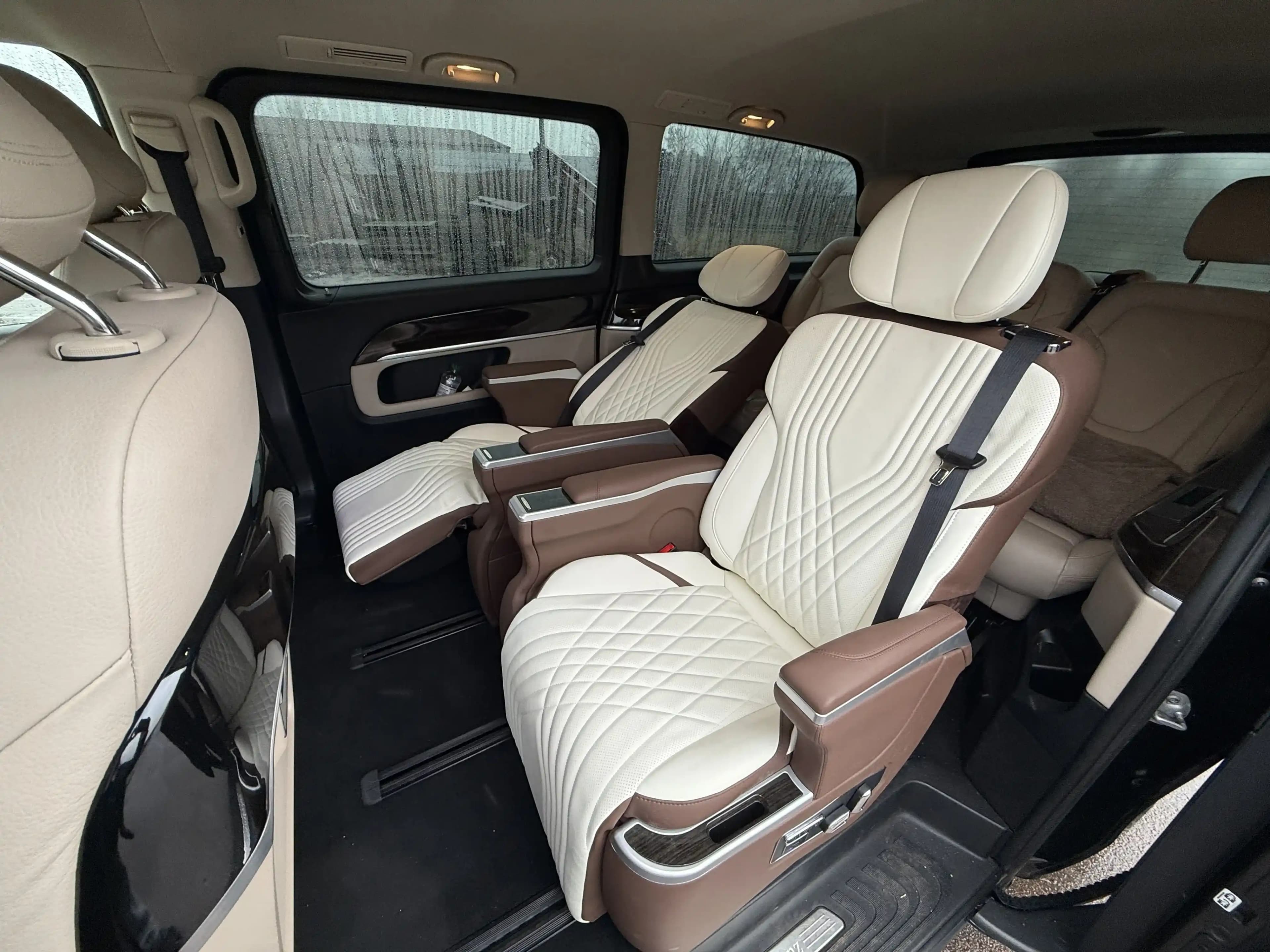 Модернізація салону Mercedes-Benz Viano