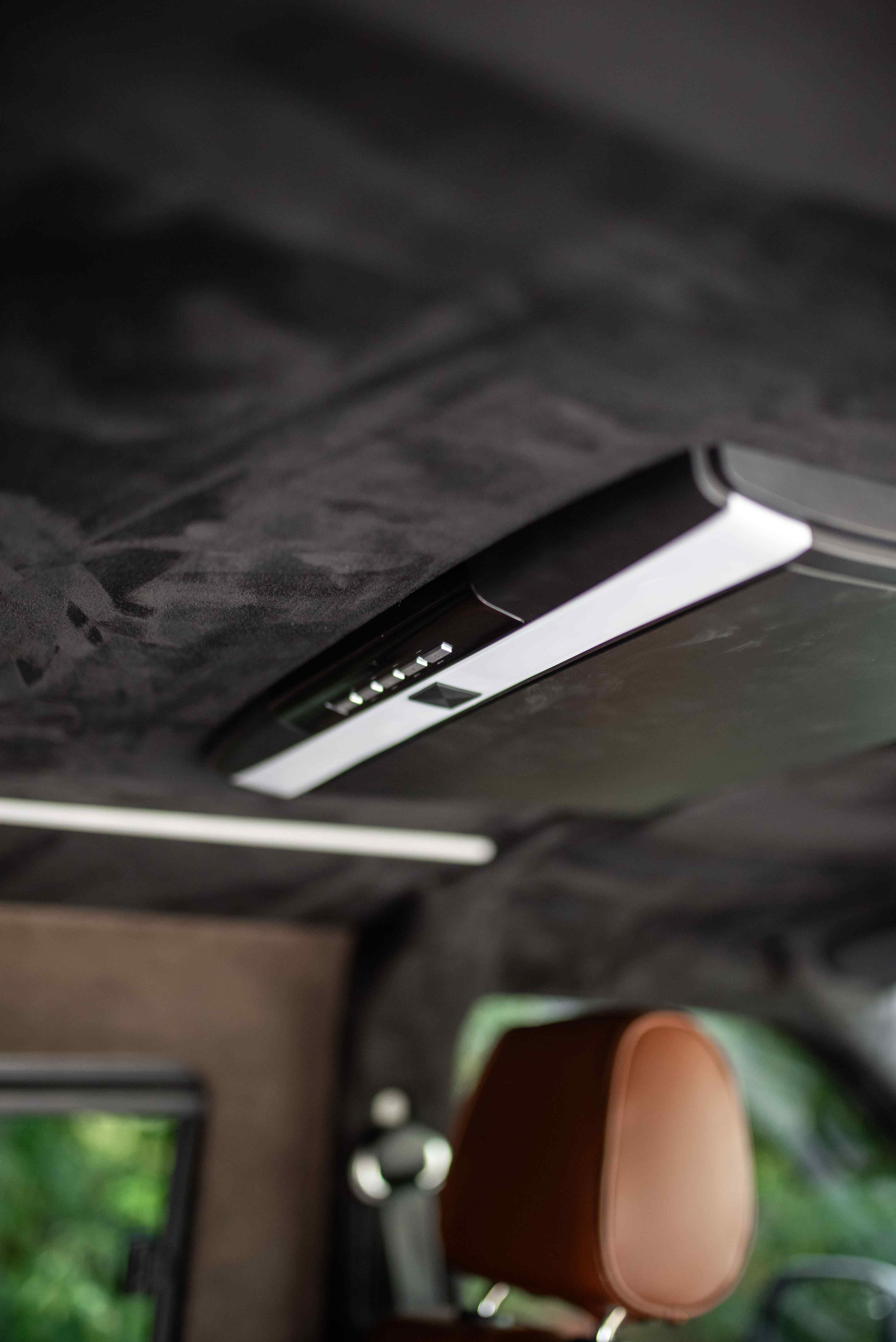 Переобладнання Volkswagen Transporter з реклайнерами preview 14